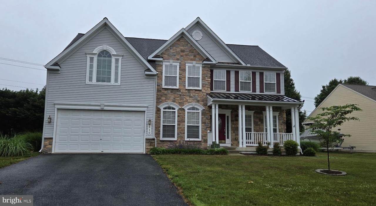 419 Osprey Circle - Photo 1