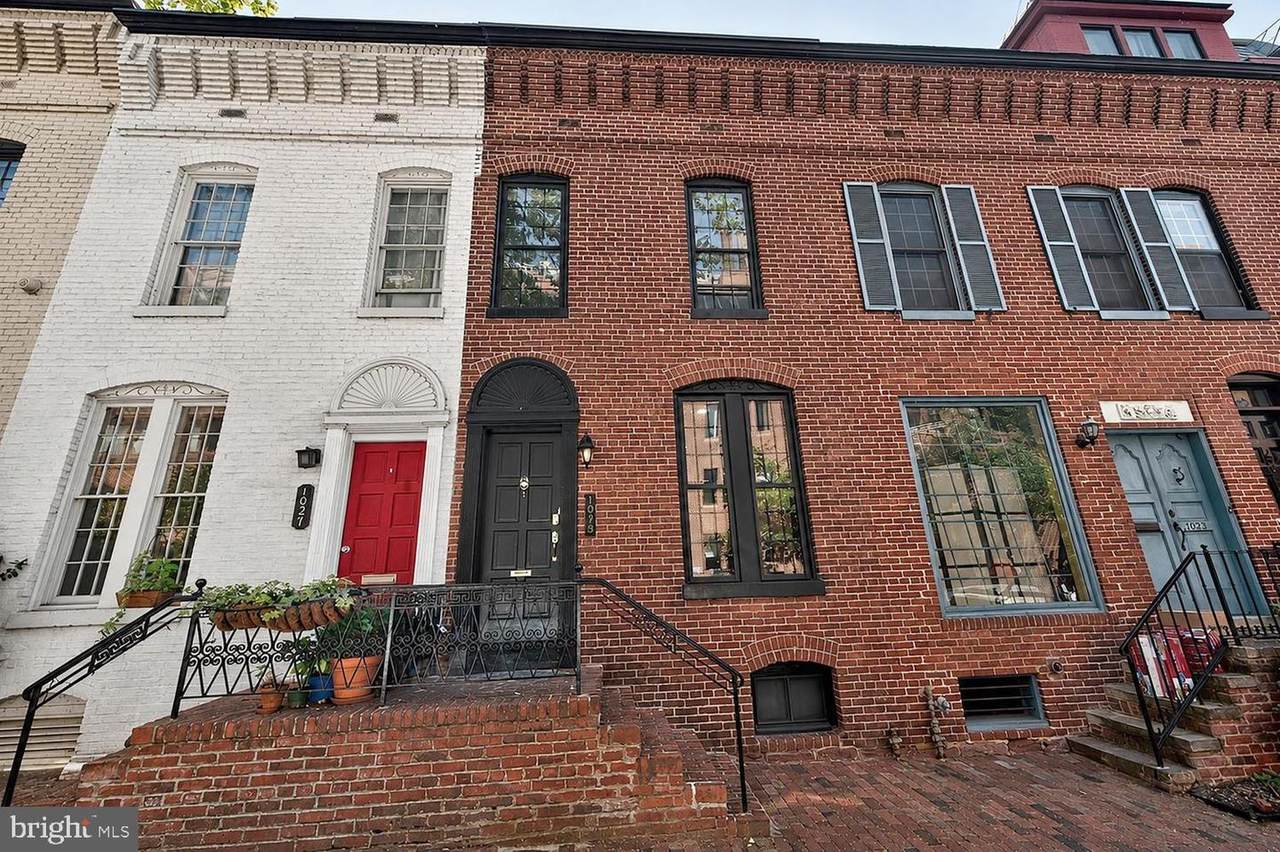 1025 30TH Street - Photo 1