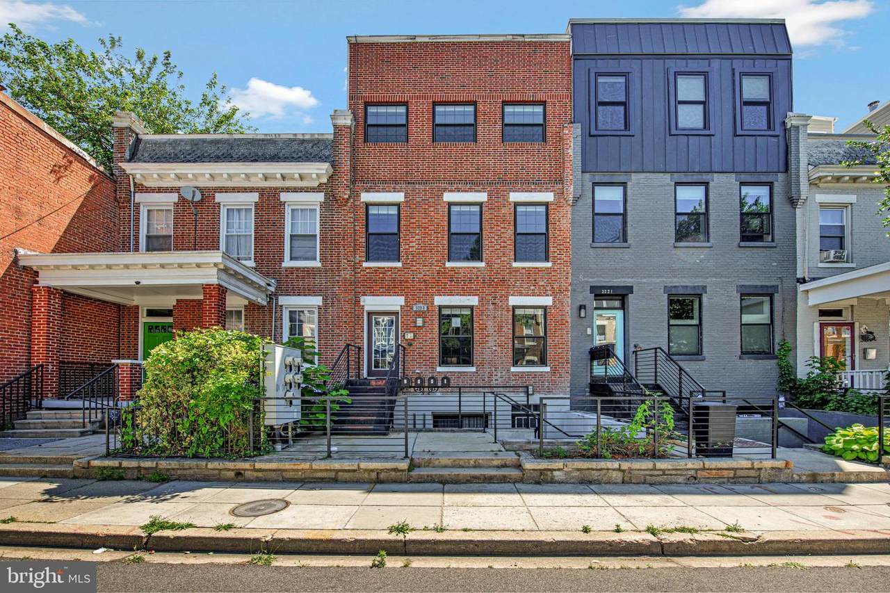 3223 Warder Street - Photo 1