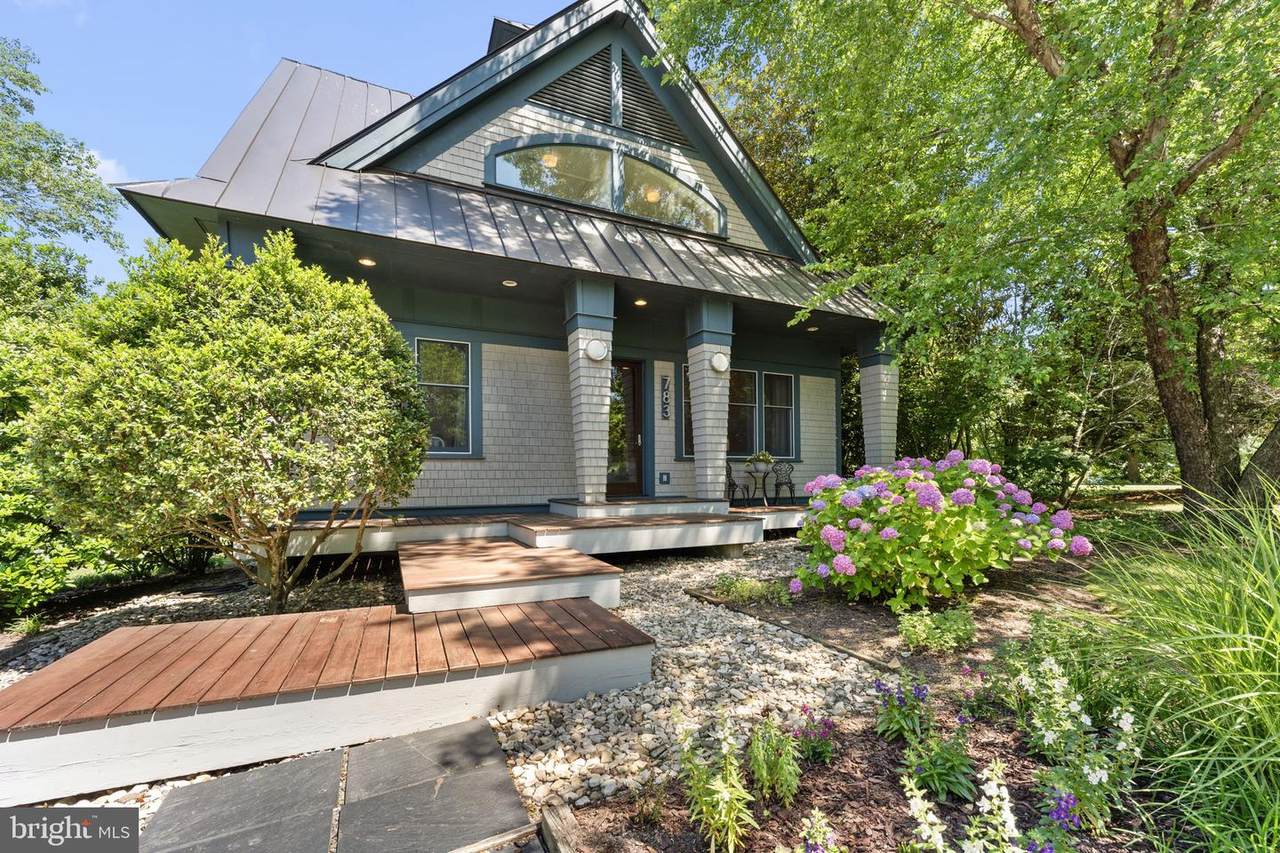 783 King Carter Drive - Photo 1