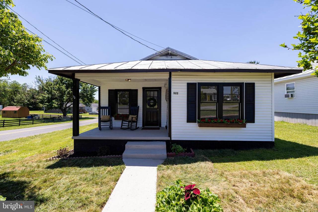 522 Luray Avenue - Photo 1