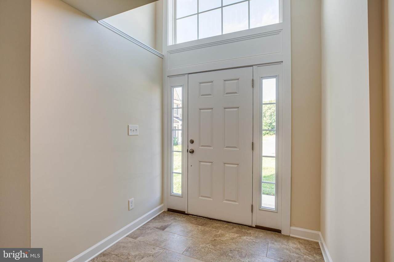https://bt-photos.global.ssl.fastly.net/brightmls/1280_boomver_1_805011575540-2.jpg