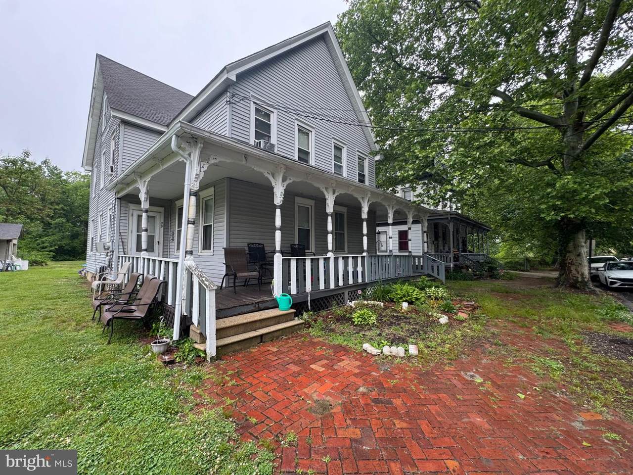 27-29 Seventh Street - Photo 1