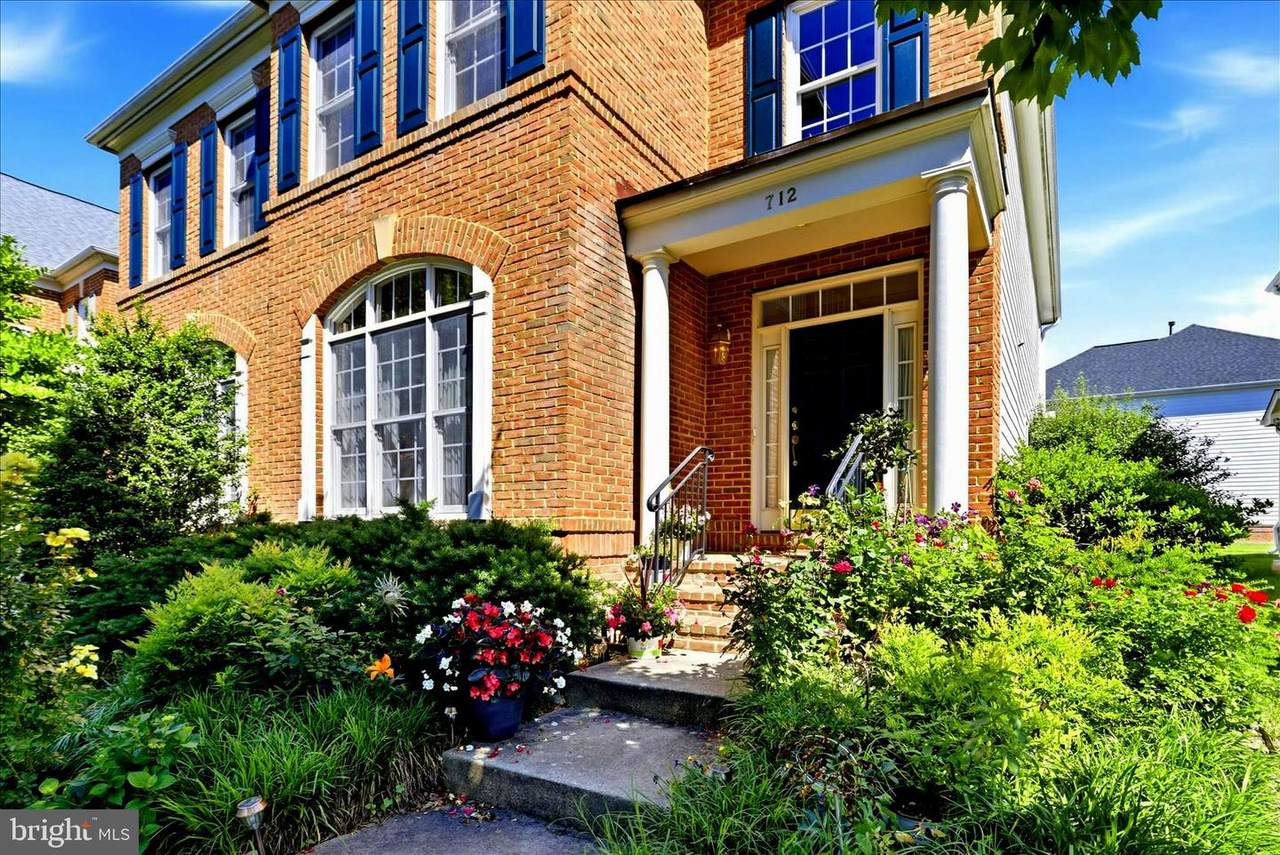 712 Coybay Drive - Photo 1