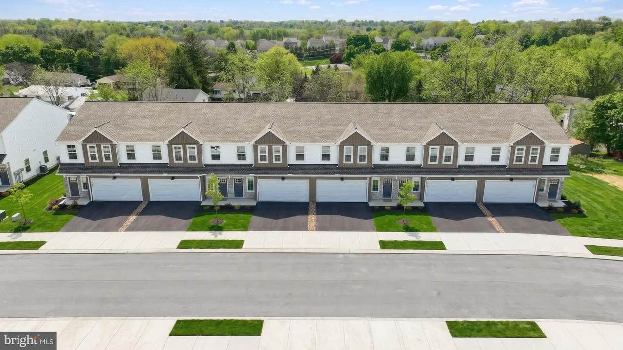 7849 Oak Brook Drive - Photo 1
