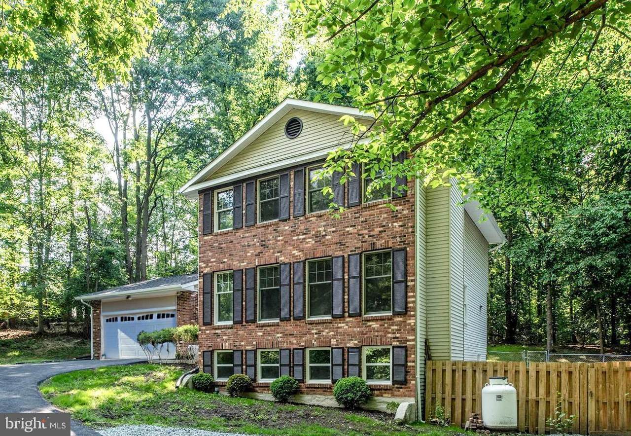 10 Greenridge - Photo 1
