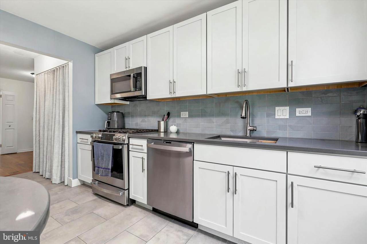 1600 Hagysford Road - Photo 1