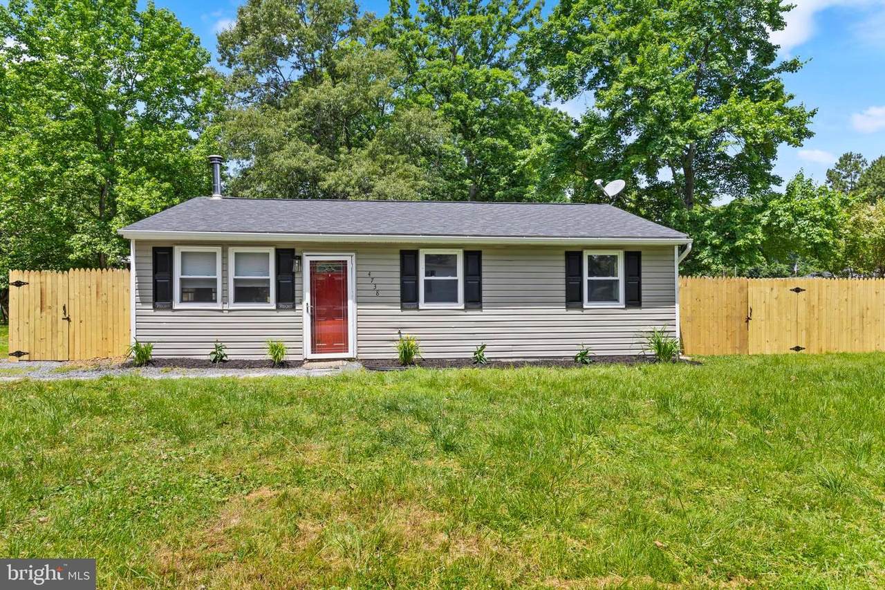 4738 Washington Ave - Photo 1