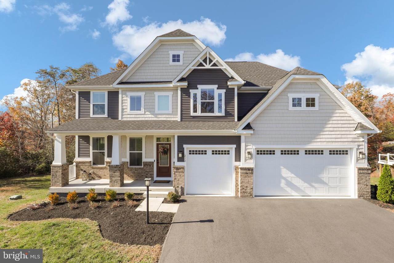 212 Southern View Drive - Photo 1