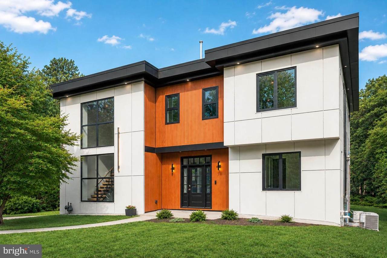 1526 Huntingdon Pike - Photo 1