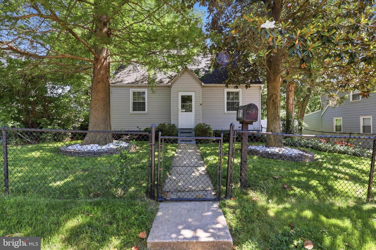 2806 Urbana Drive - Photo 1