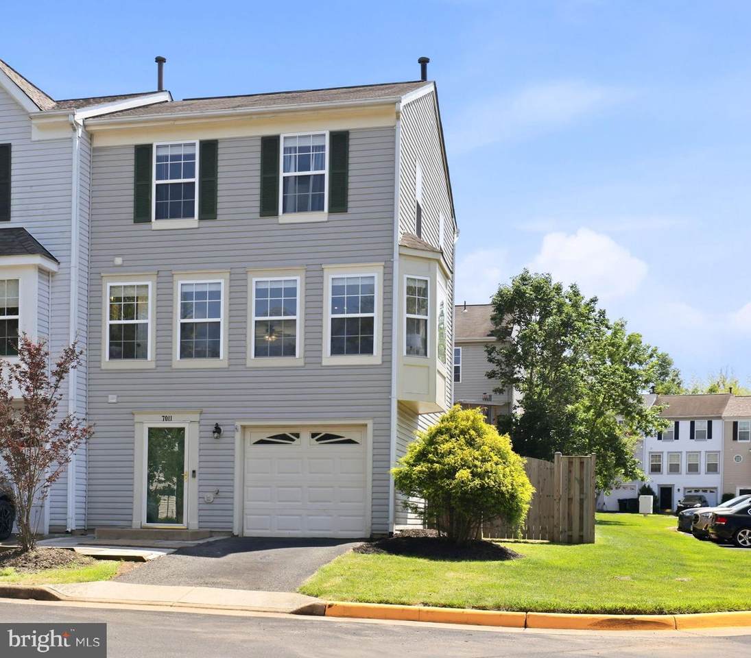 7011 Village Stream Place - Photo 1