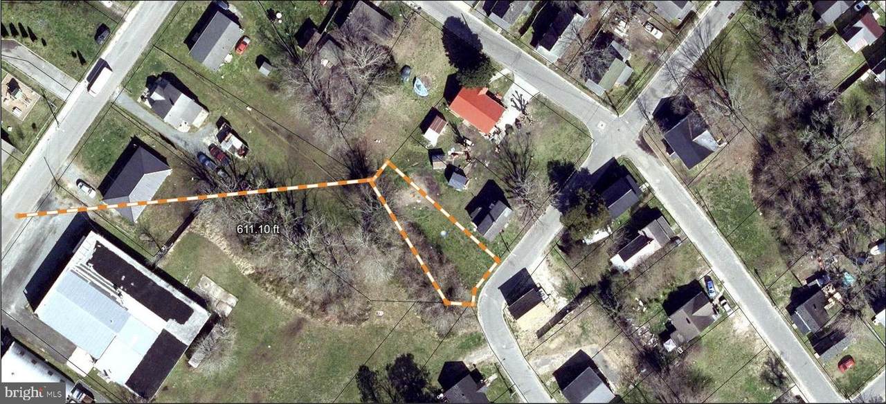 806 5TH Street - Photo 1