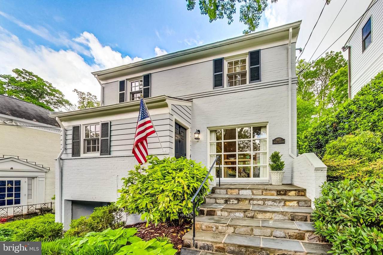 4831 Calvert Street - Photo 1