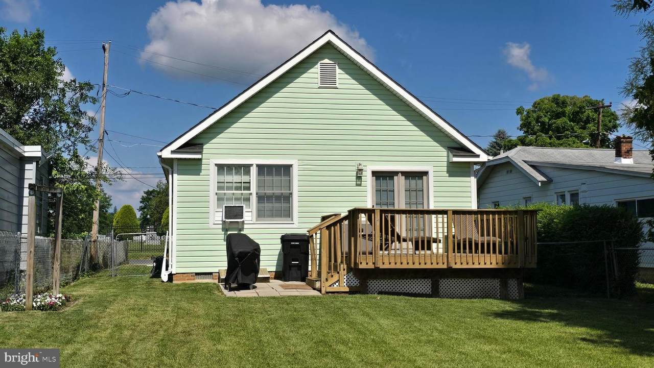 https://bt-photos.global.ssl.fastly.net/brightmls/1280_boomver_1_805023438754-2.jpg
