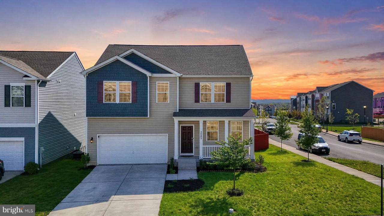 2085 Pomona Way - Photo 1