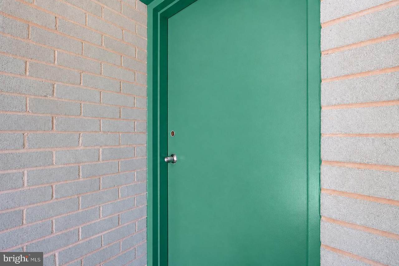 https://bt-photos.global.ssl.fastly.net/brightmls/1280_boomver_1_805023897560-2.jpg
