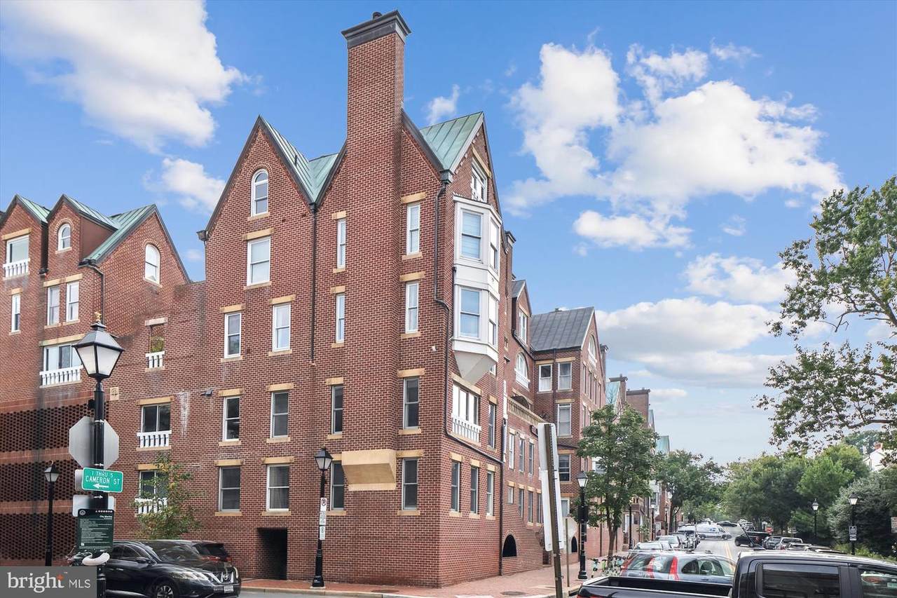 116 Union Street - Photo 1