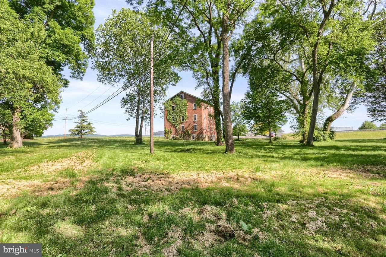 1209 Mill Road - Photo 1