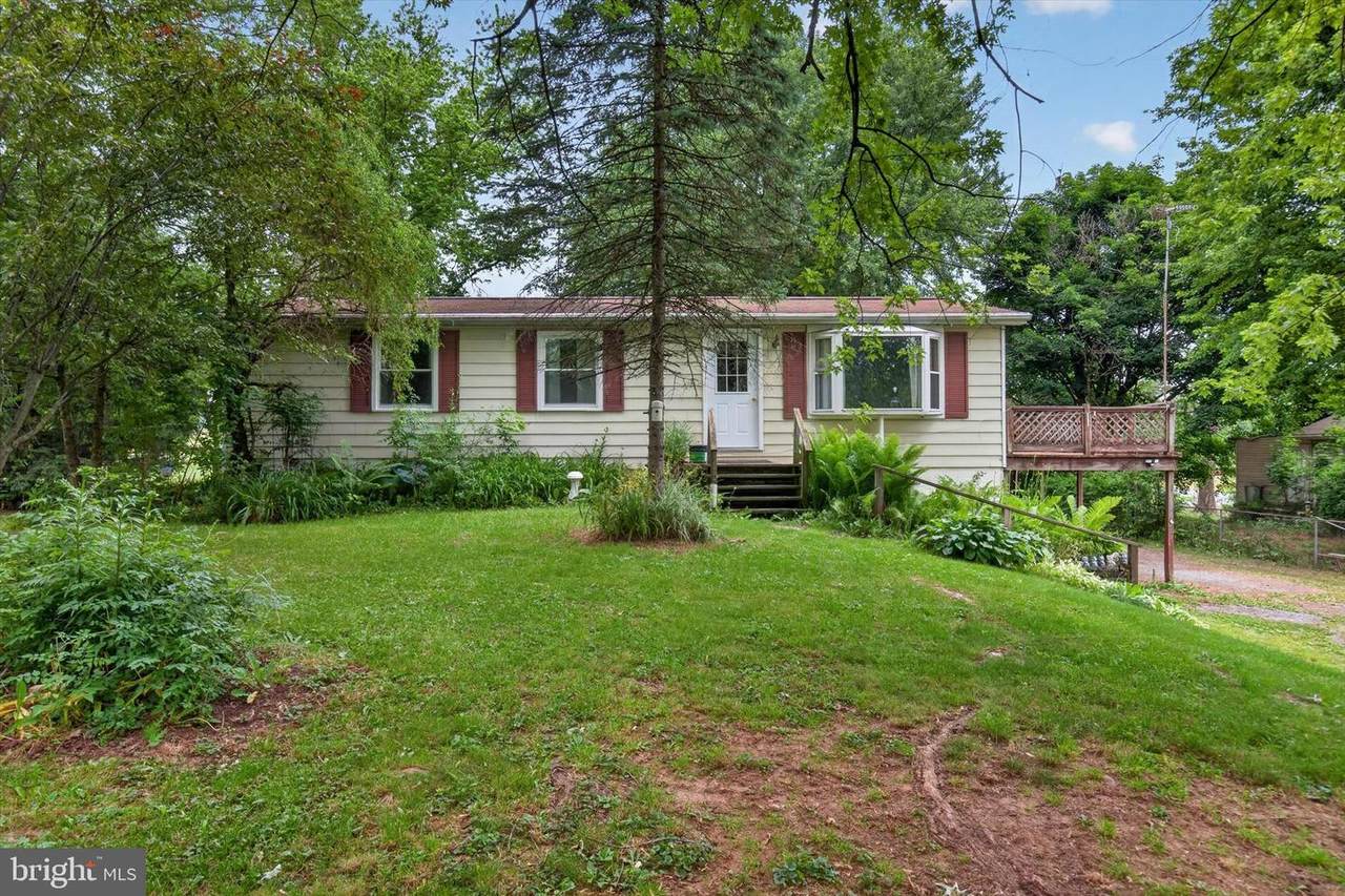 1048 Creek Road - Photo 1