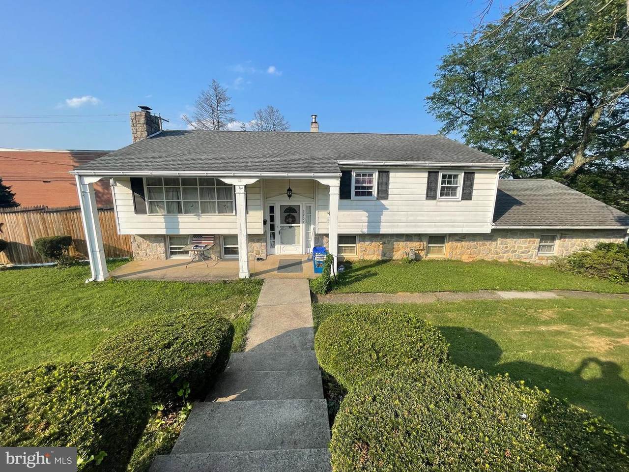 3909 Reiff Place - Photo 1