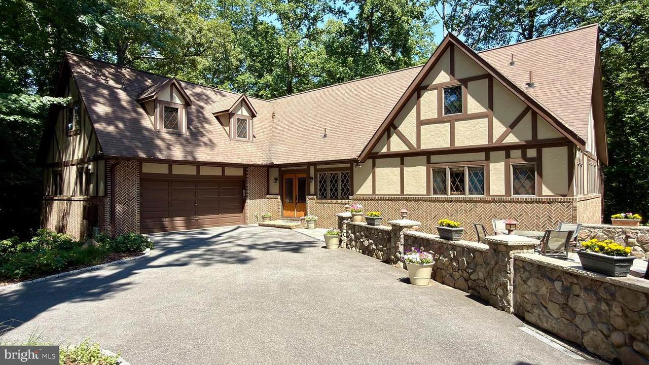 1228 Fenwick Garth - Photo 1