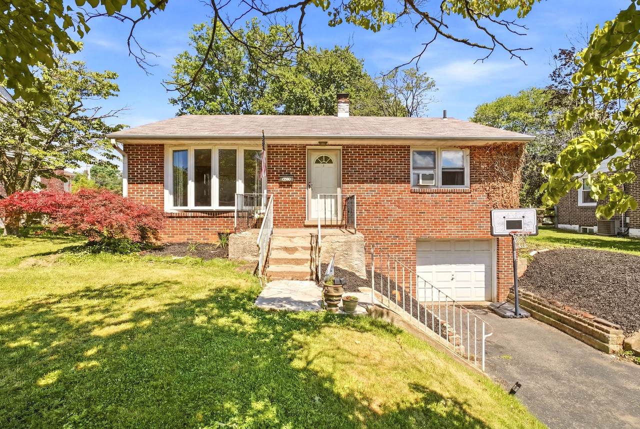 112 Meadowbrook Lane - Photo 1