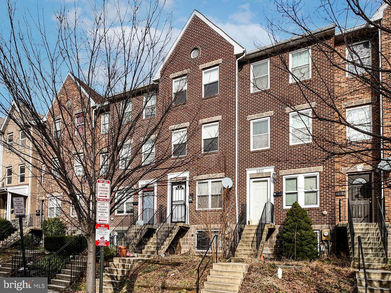 1319 Belmont Street - Photo 1