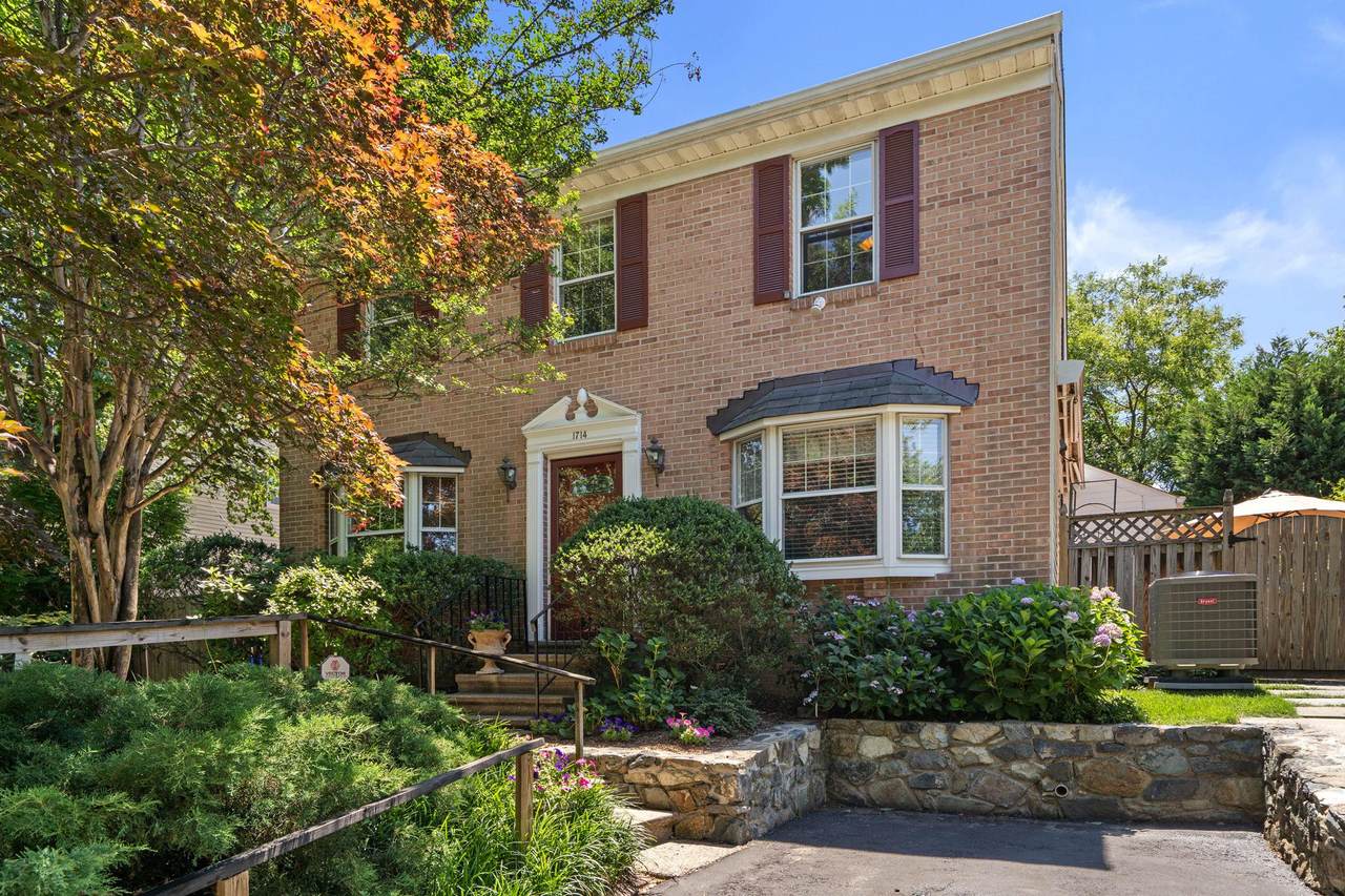 1714 Luzerne Avenue - Photo 1