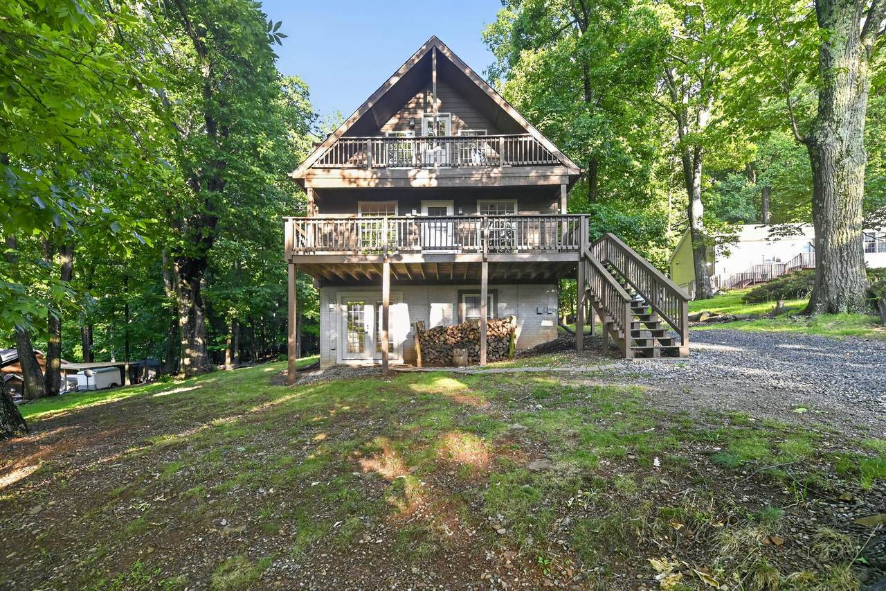 205 Alpine Drive - Photo 1