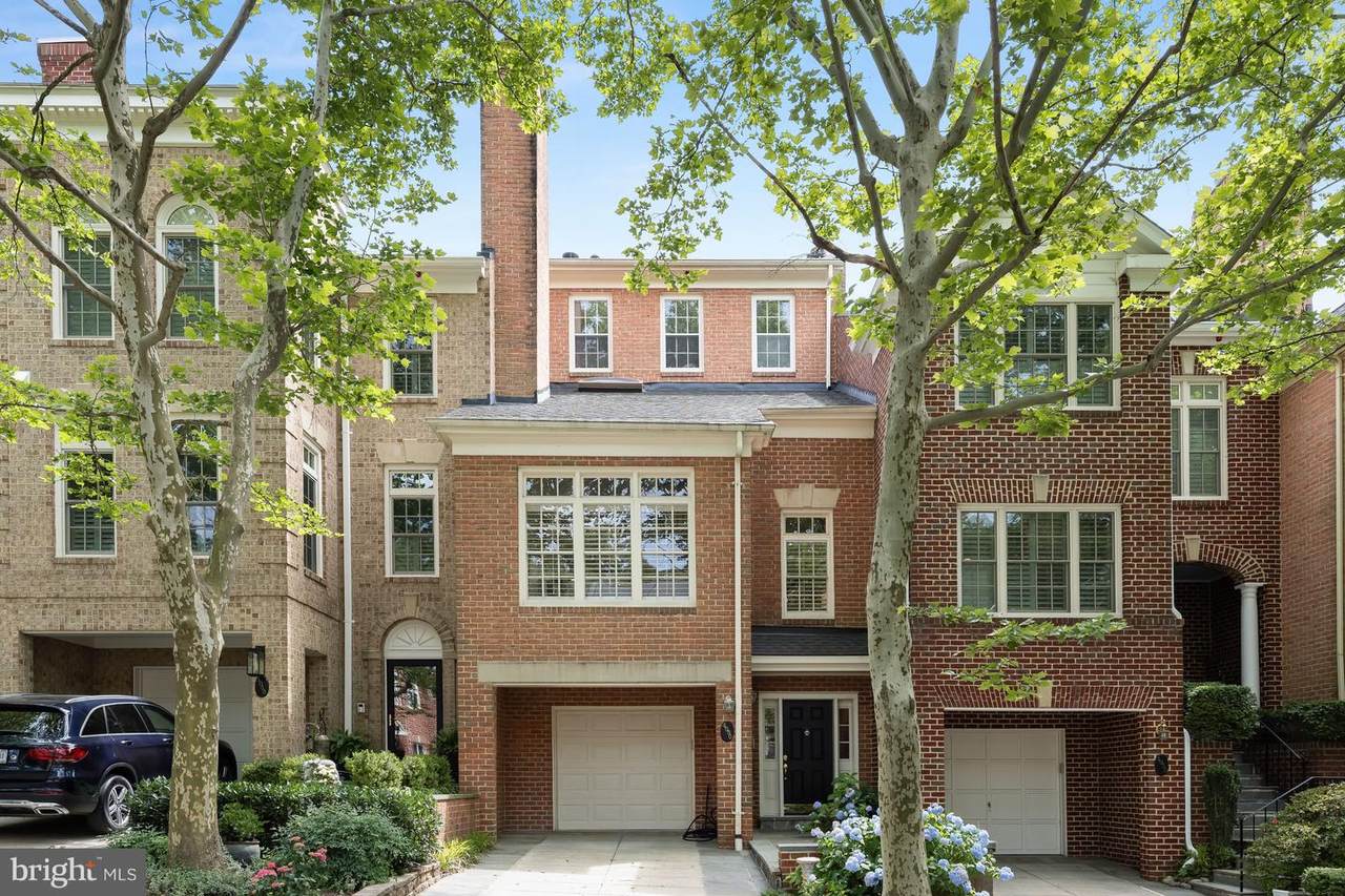 4050 Mansion Drive - Photo 1