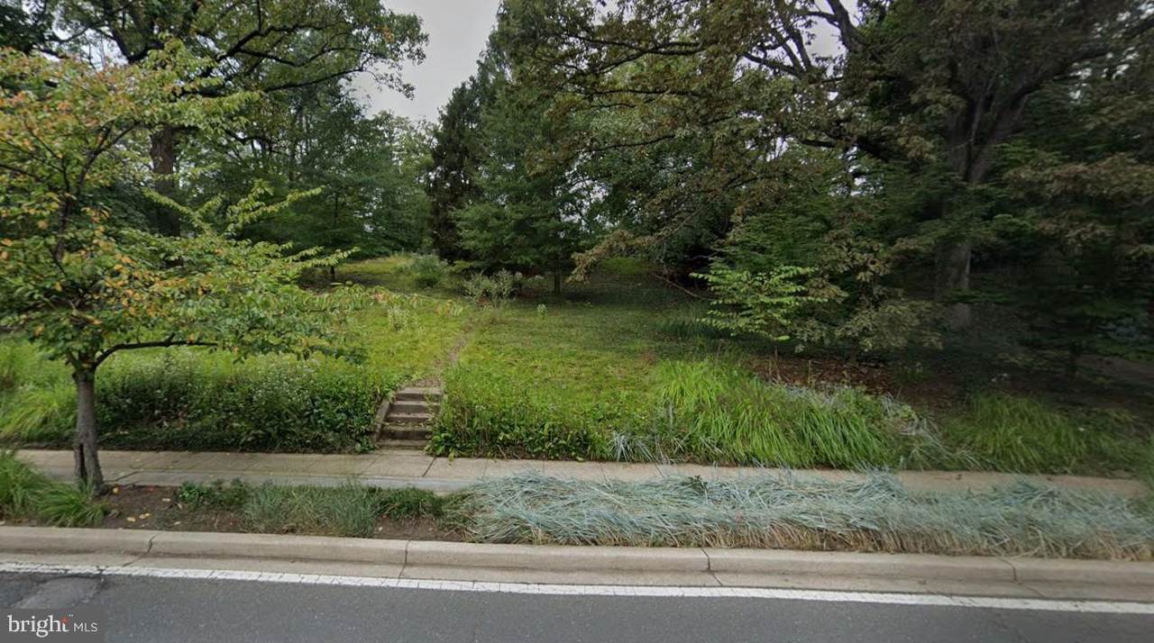 7406 Piney Branch Road - Photo 1