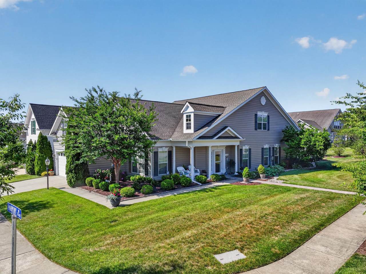 510 Symphony Way - Photo 1
