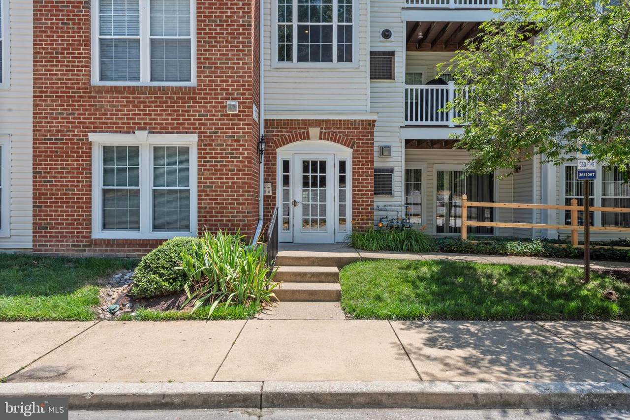 3107 River Bend Court - Photo 1