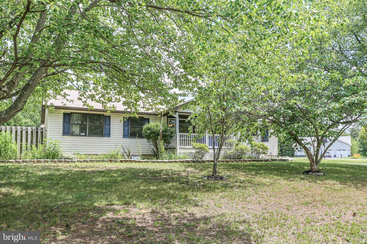 808 Cresthill Road - Photo 1