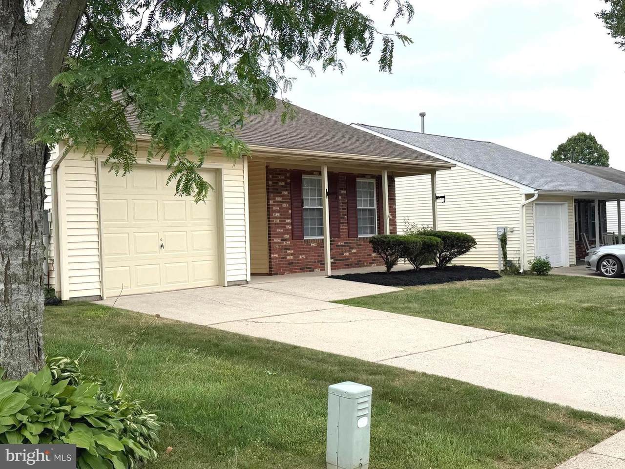 111 Carriage Hill Court - Photo 1