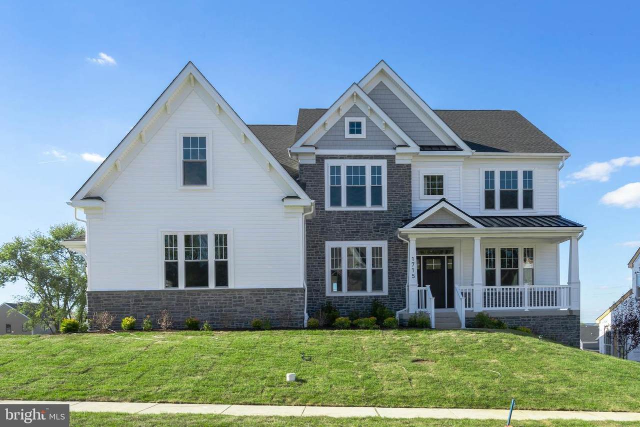 4211 Kleinot Drive - Photo 1