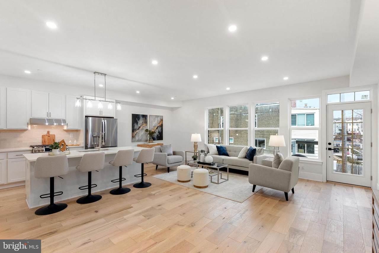 5404 4TH Street - Photo 1