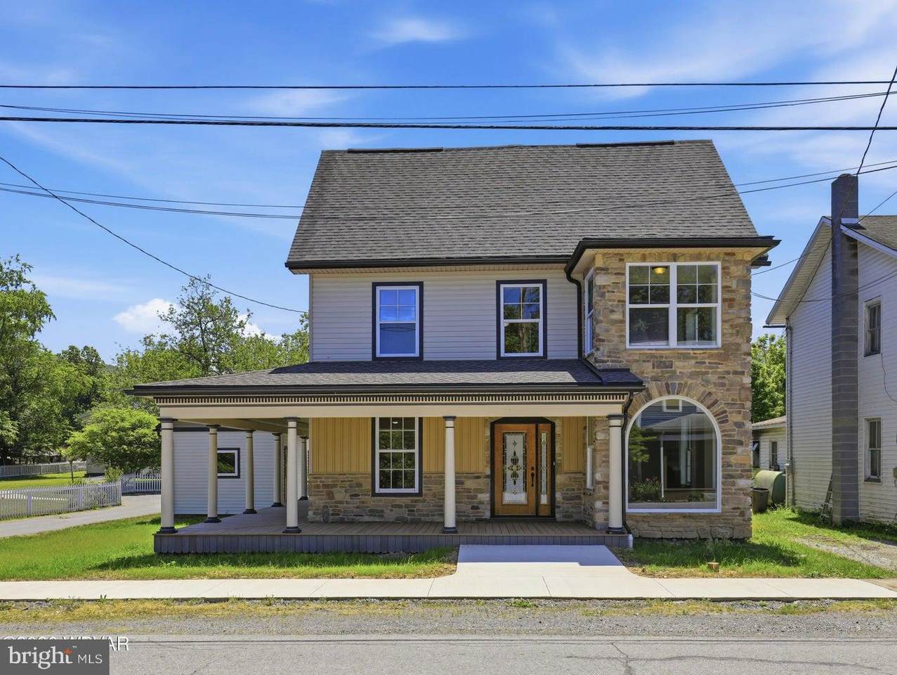  143 E MAIN STREET - Photo 1