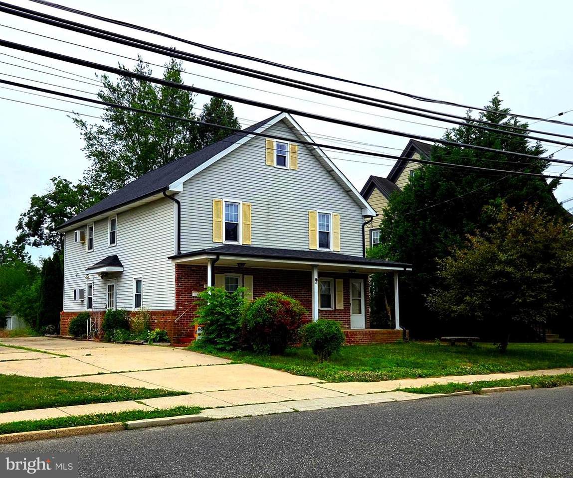 229 Holly Avenue - Photo 1