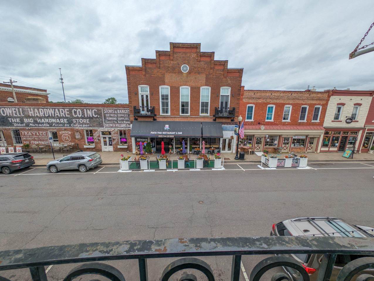 112 Cameron Street - Photo 1