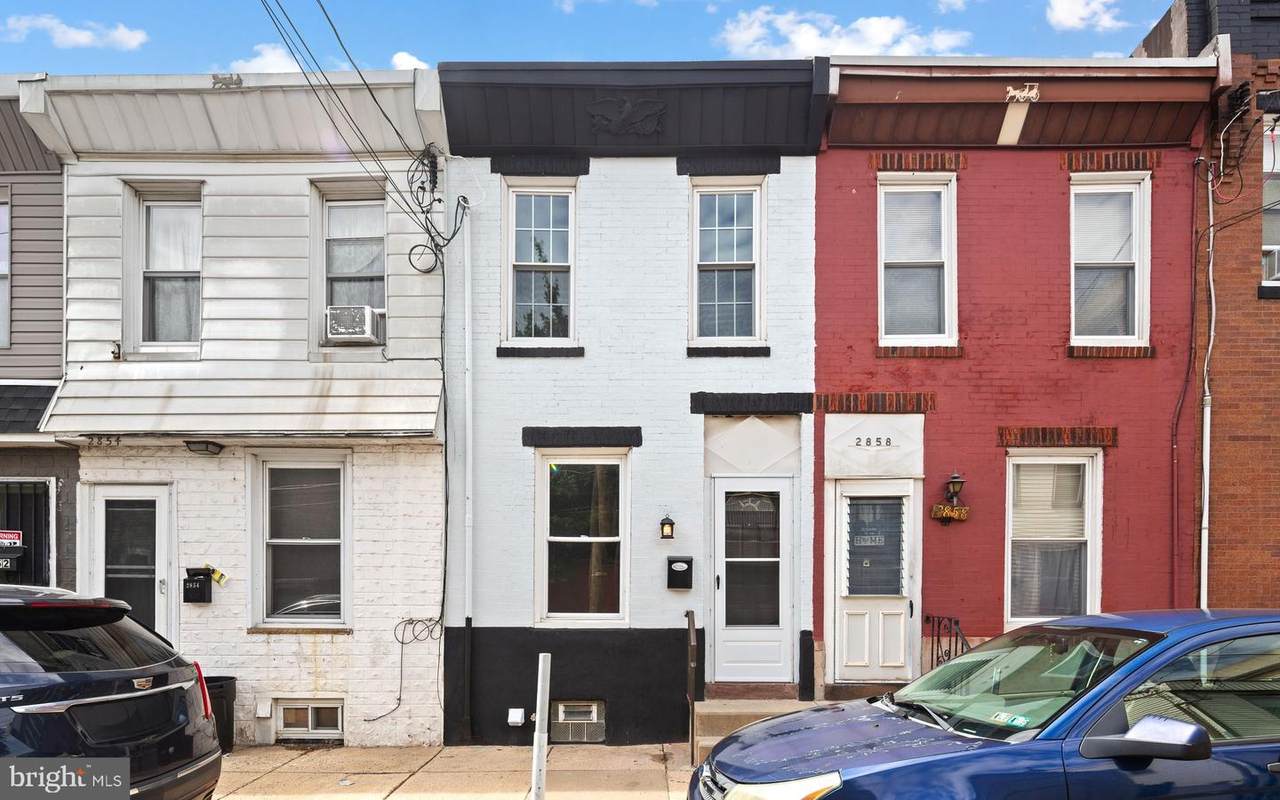 2856 Mercer Street - Photo 1