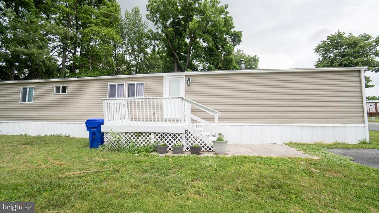 2581 Old Harrisburg Road - Photo 1