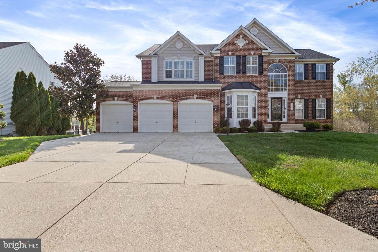 10102 Mike Road - Photo 1