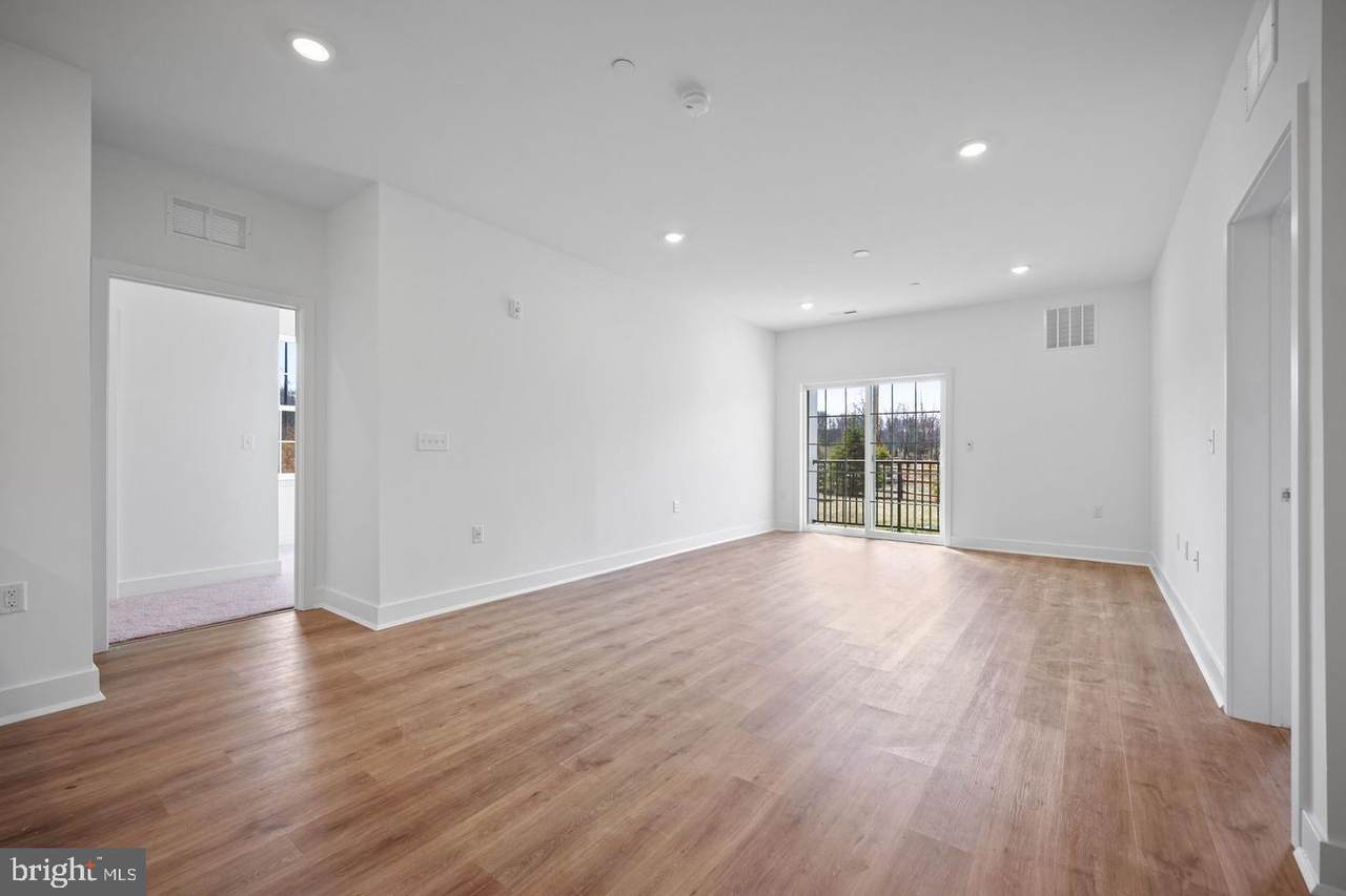 29305 Radford Court - Photo 1