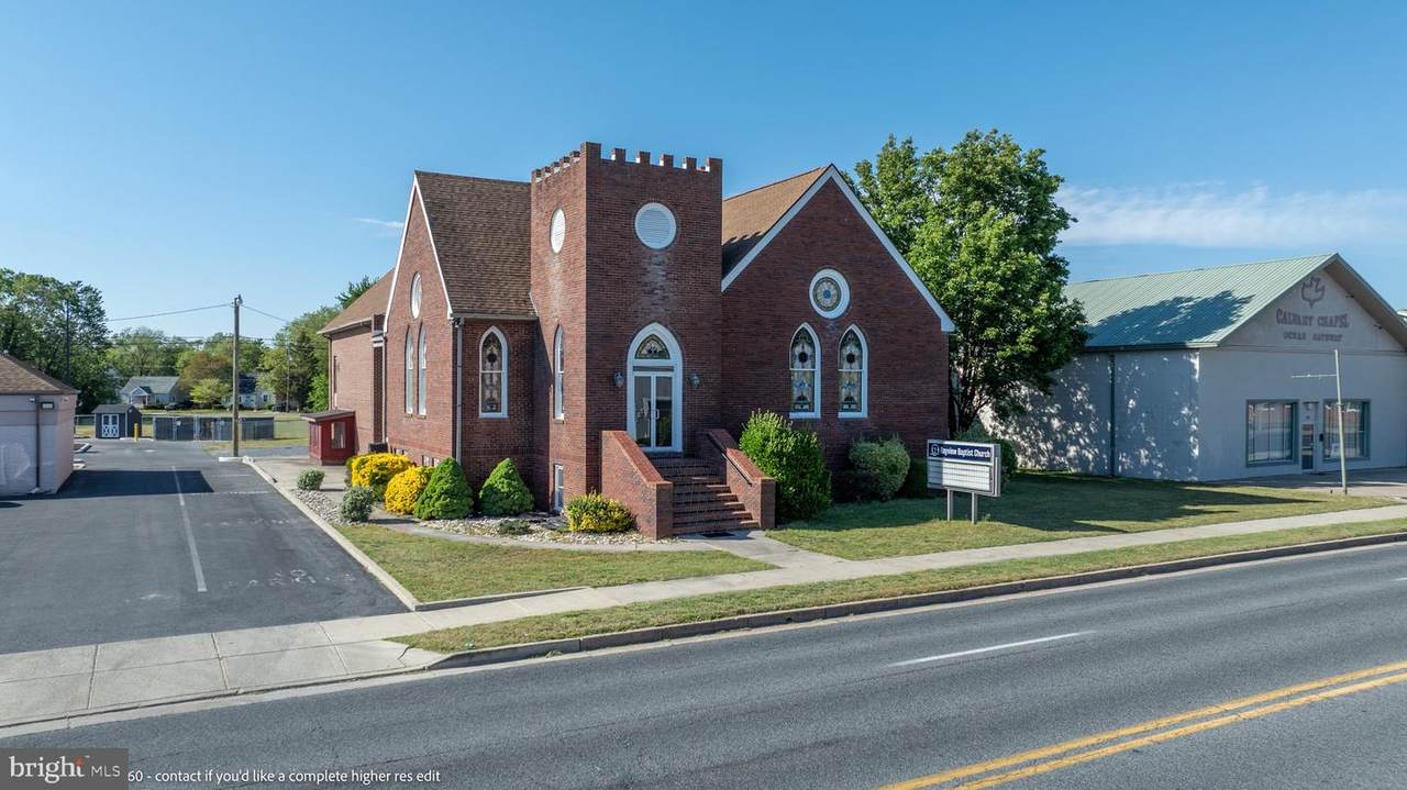 729 Main Street - Photo 1