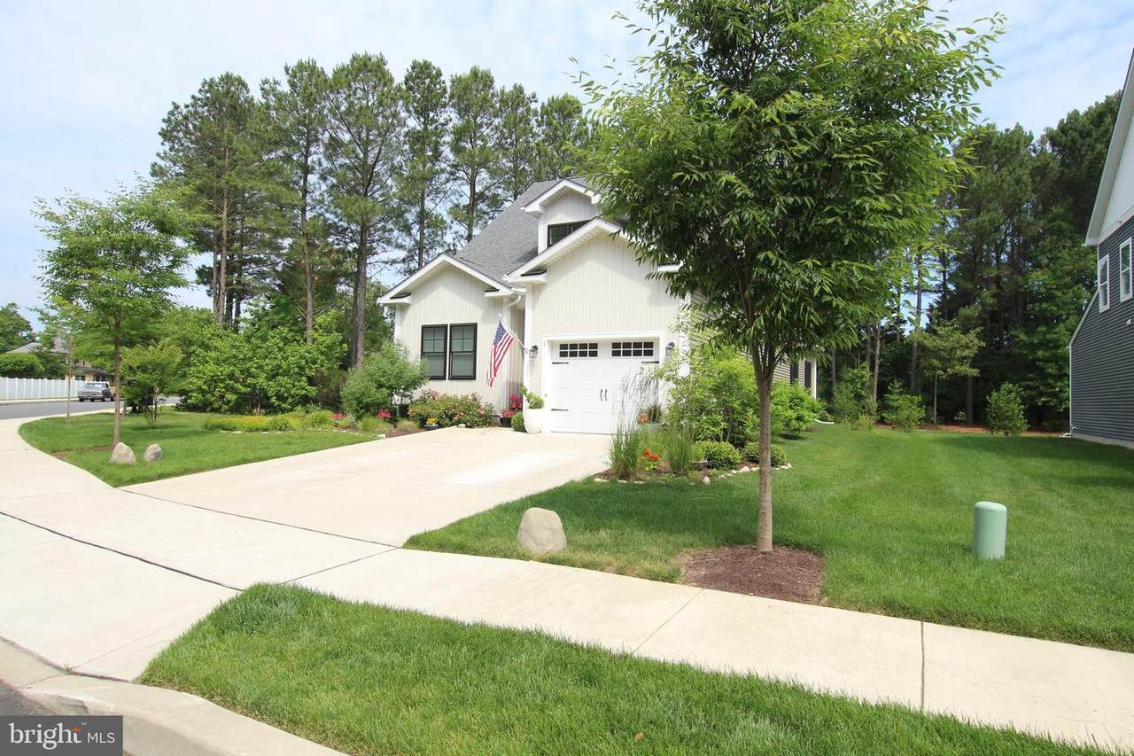 https://bt-photos.global.ssl.fastly.net/brightmls/1280_boomver_1_805033813002-2.jpg
