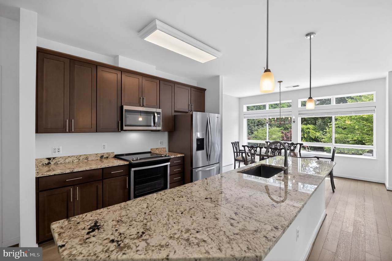 9430 Silver King Court - Photo 1