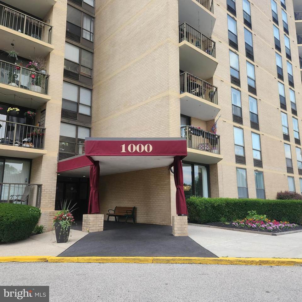 666 Germantown Pike - Photo 1