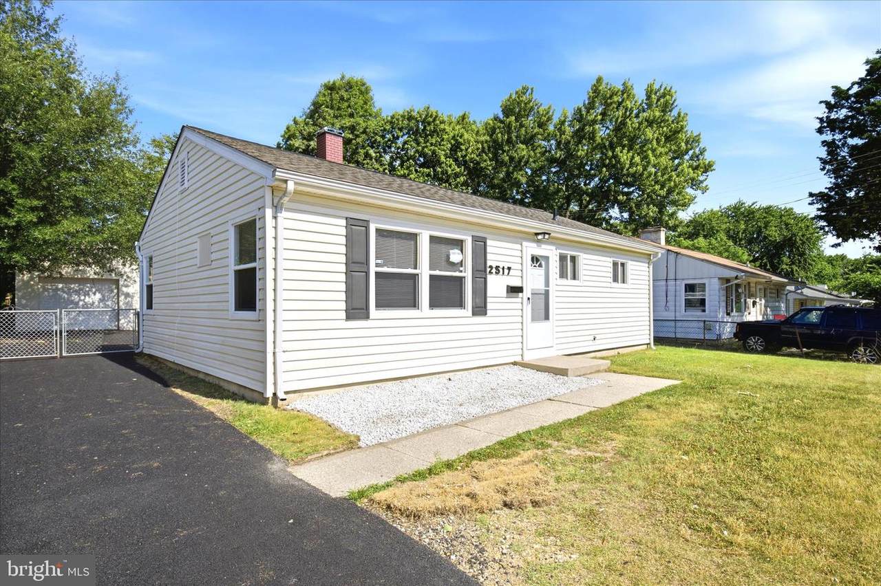 2517 Newglen Avenue - Photo 1